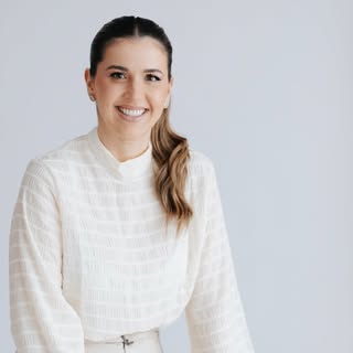 Dra. Bárbara Casagrande